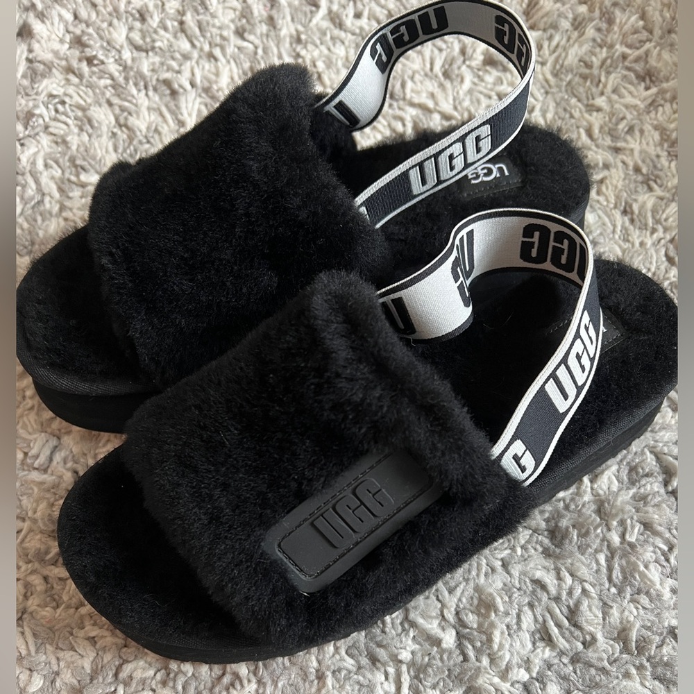 UGG Black Fluffy Slides